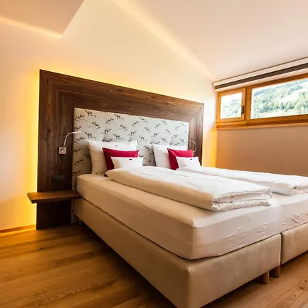 Dorfhaus Chalet *