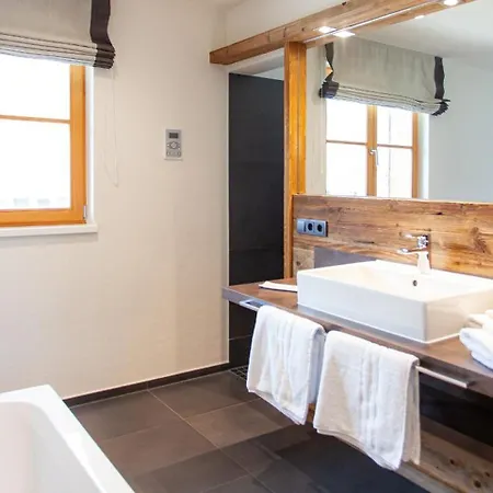 Dorfhaus Chalet *